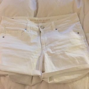 American Eagle high rise stretch white short